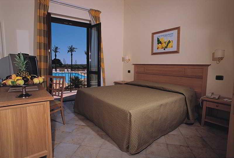מרינלה דו סלינונטה Grand Hotel Selinunte חדר תמונה