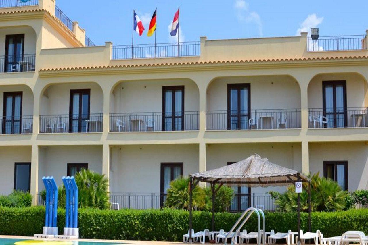 מרינלה דו סלינונטה Grand Hotel Selinunte מראה חיצוני תמונה